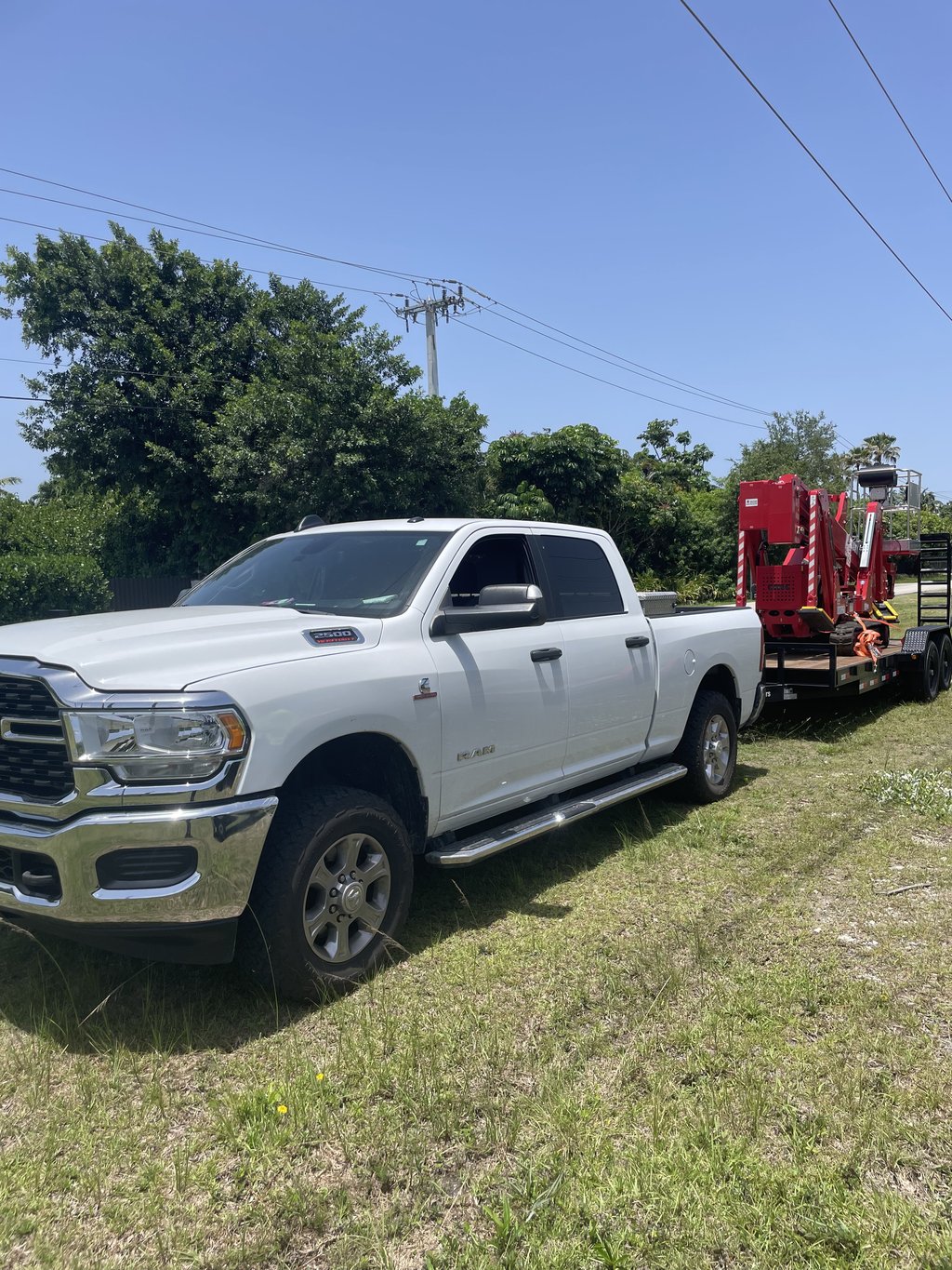 Emergency storm response truck and equipment